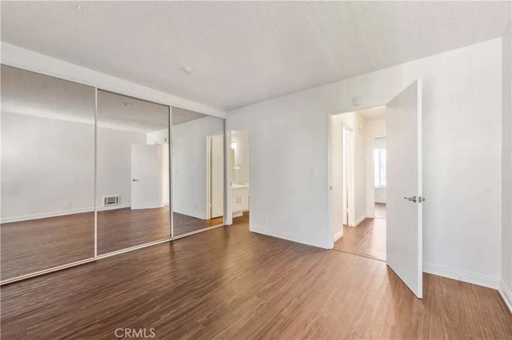 415 S Prospect Avenue #218 Redondo Beach, CA 90277
