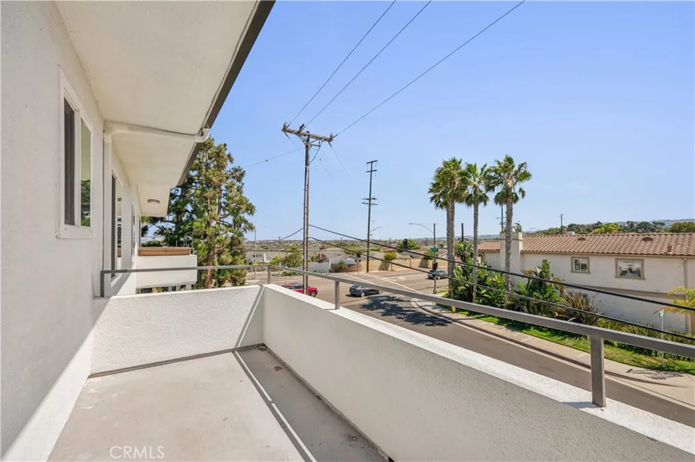415 S Prospect Avenue #218 Redondo Beach, CA 90277