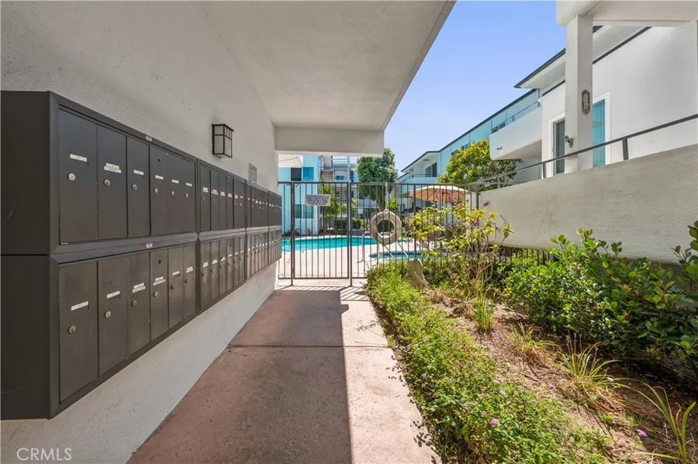 415 S Prospect Avenue #218 Redondo Beach, CA 90277