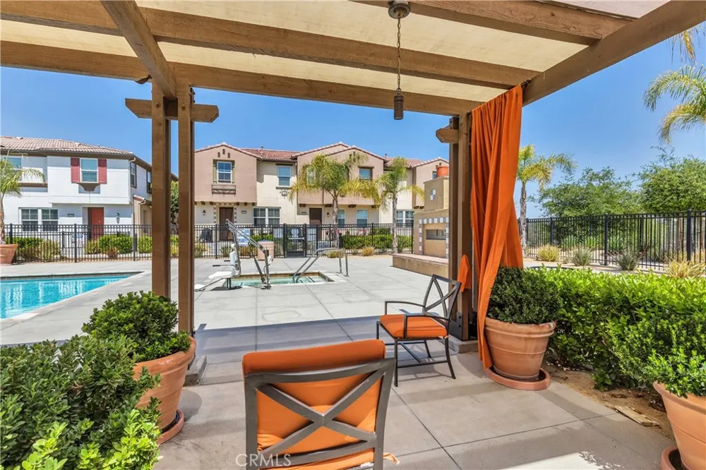 40410 Calle Real Murrieta, CA 92563