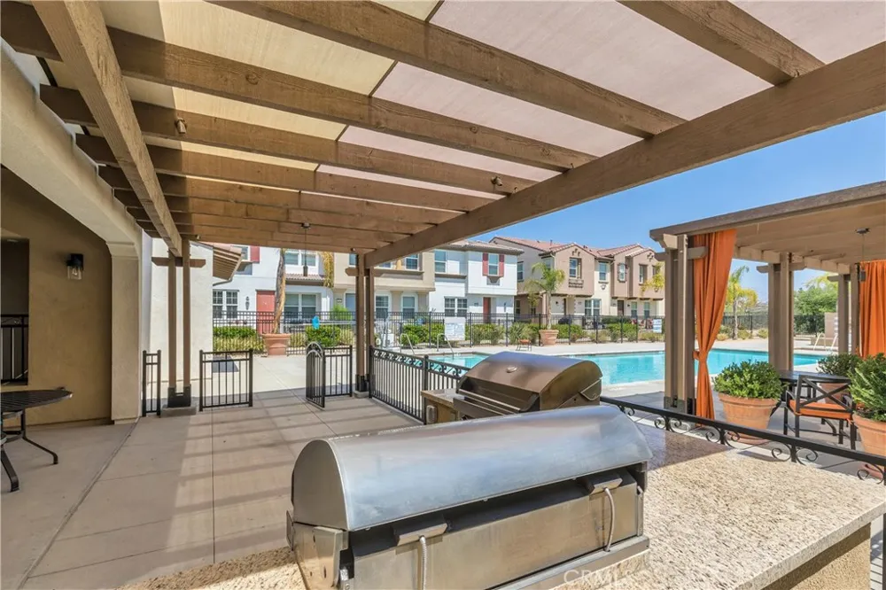 40410 Calle Real Murrieta, CA 92563