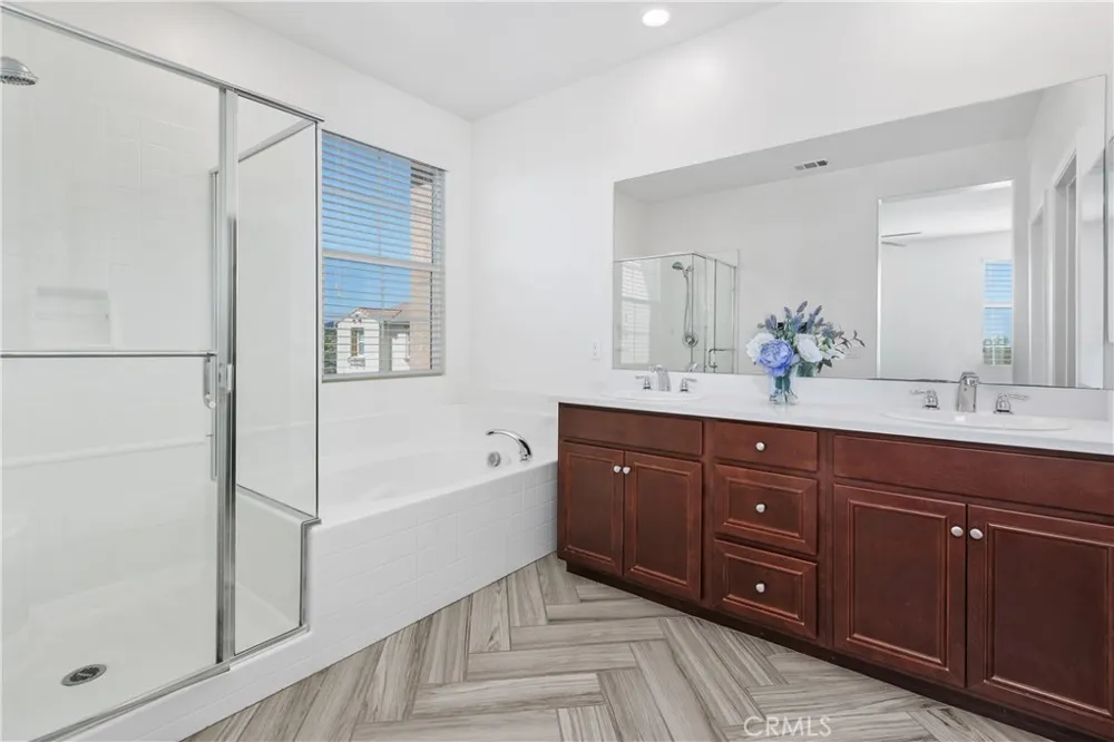 40410 Calle Real Murrieta, CA 92563