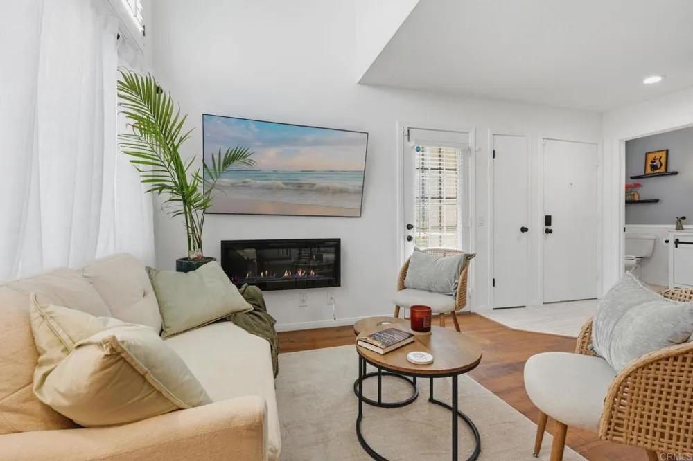 744 Eastshore Terrace ##102 Chula Vista, CA 91913