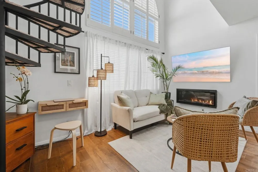 744 Eastshore Terrace ##102 Chula Vista, CA 91913