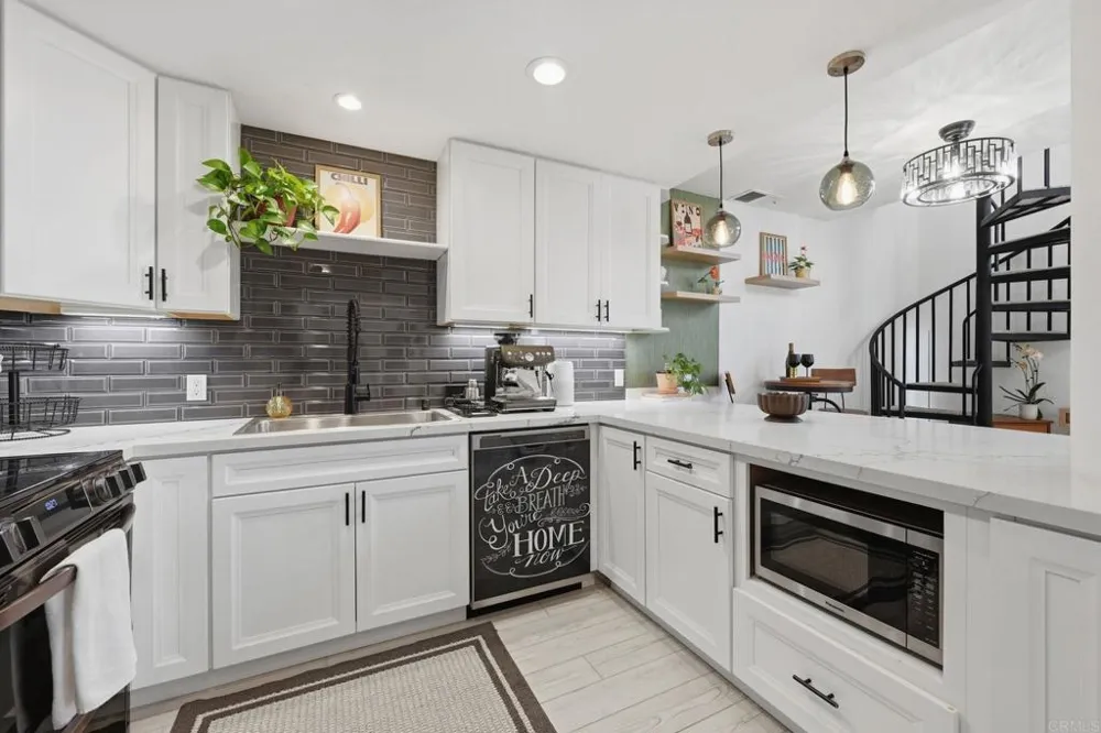 744 Eastshore Terrace ##102 Chula Vista, CA 91913