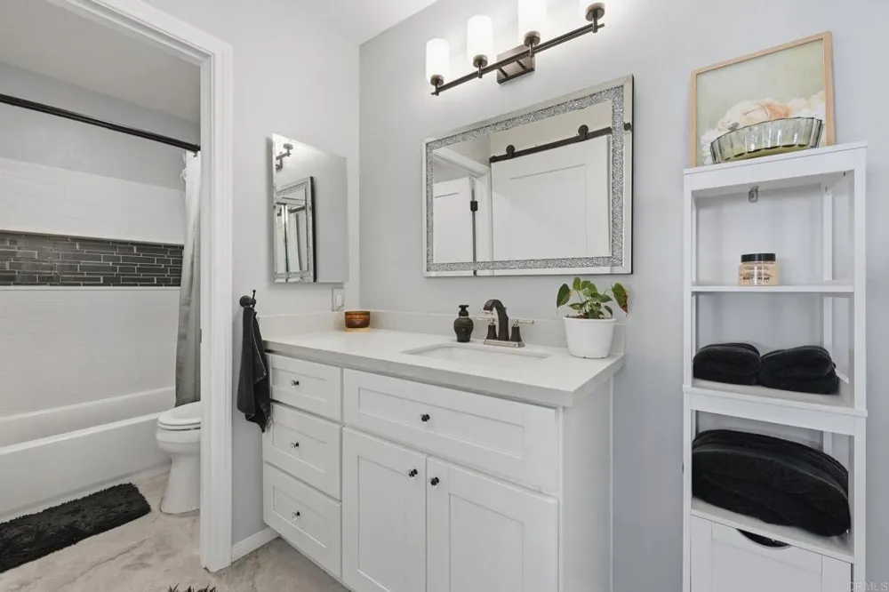 744 Eastshore Terrace ##102 Chula Vista, CA 91913