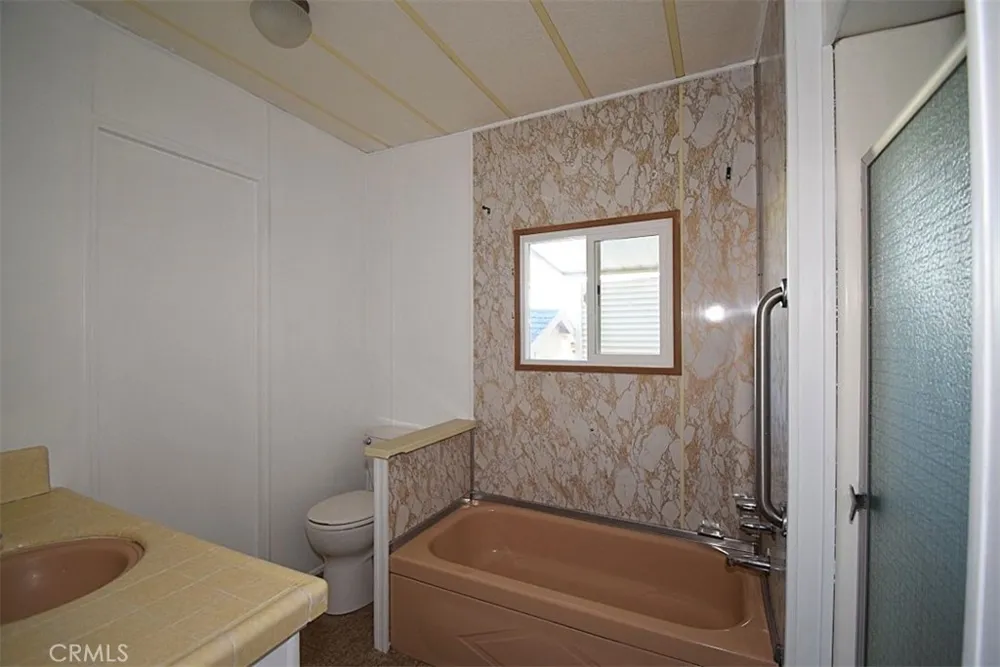56254 29 Palms Highway #25 Yucca Valley, CA 92284