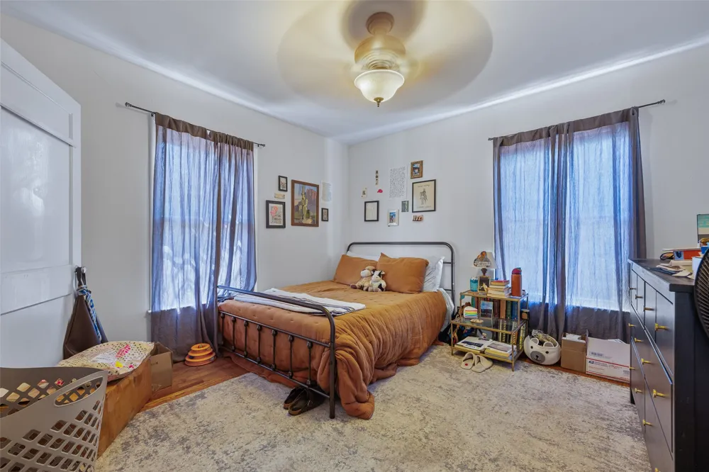 5504 Joe Sayers Avenue Austin, TX 78756