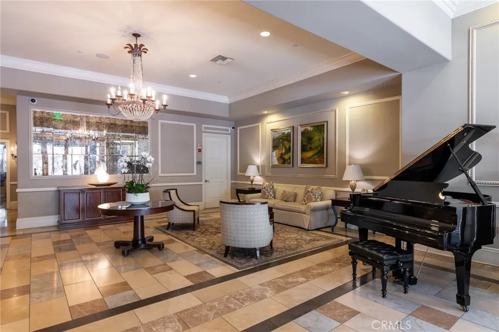 268 Caruso Avenue Glendale, CA 91210