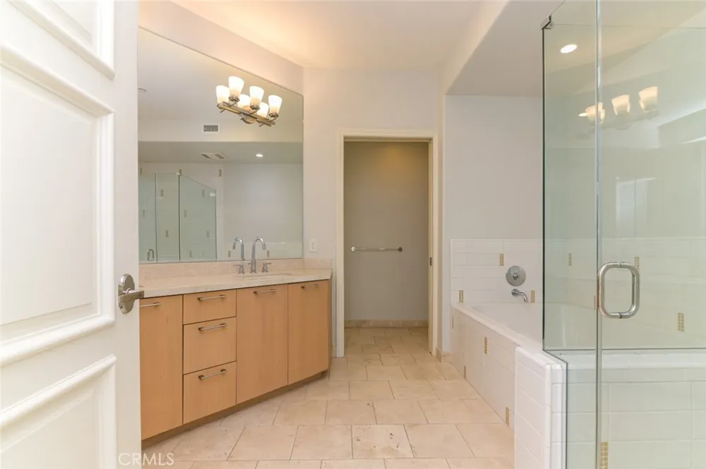 268 Caruso Avenue Glendale, CA 91210