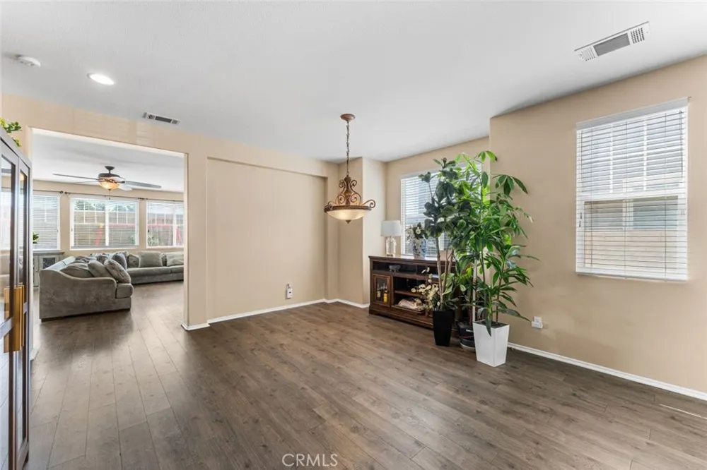 1234 Wellington Drive Palmdale, CA 93551