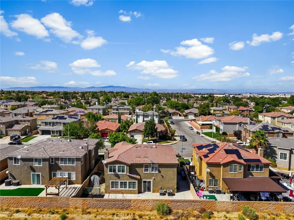 1234 Wellington Drive Palmdale, CA 93551