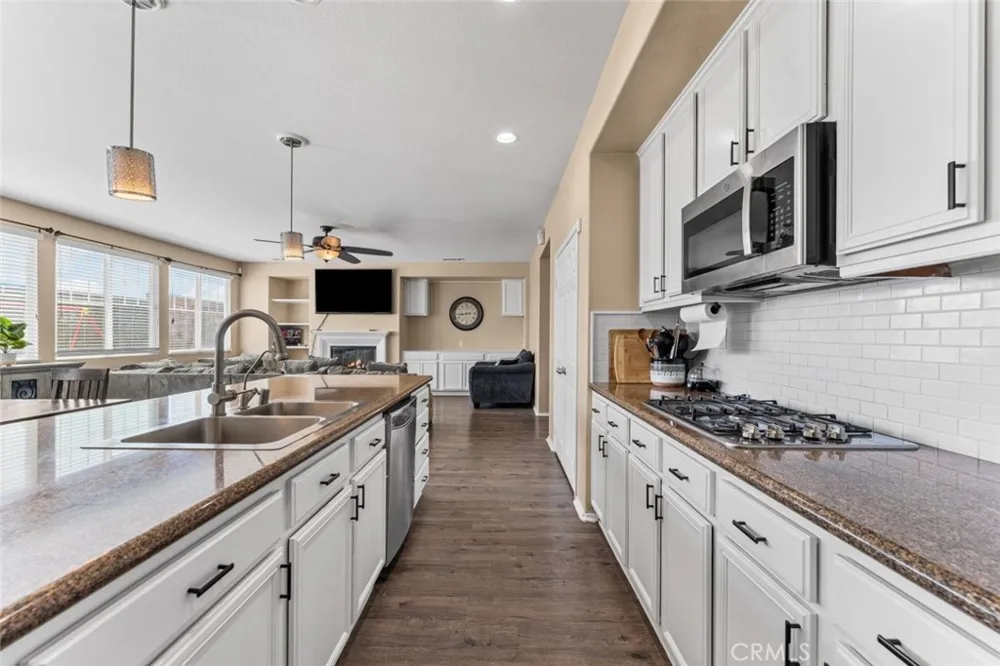 1234 Wellington Drive Palmdale, CA 93551