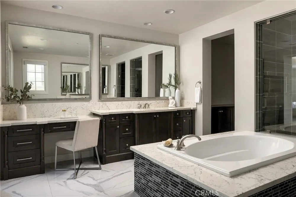 106 Heather Mist Irvine, CA 92618