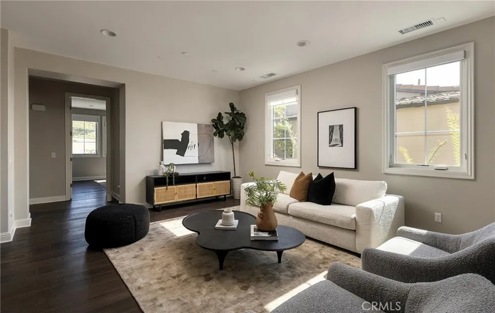 106 Heather Mist Irvine, CA 92618