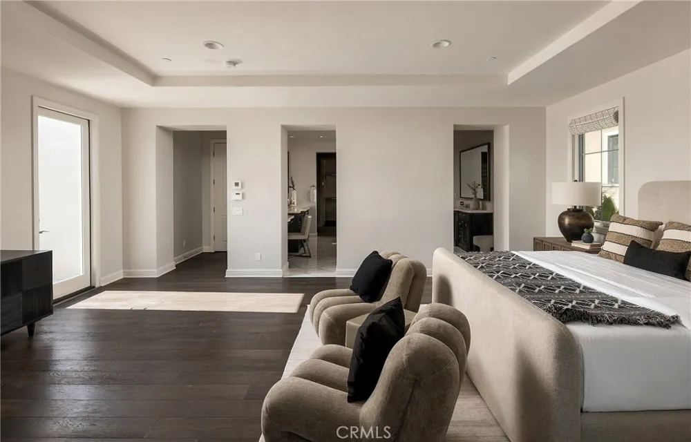 106 Heather Mist Irvine, CA 92618