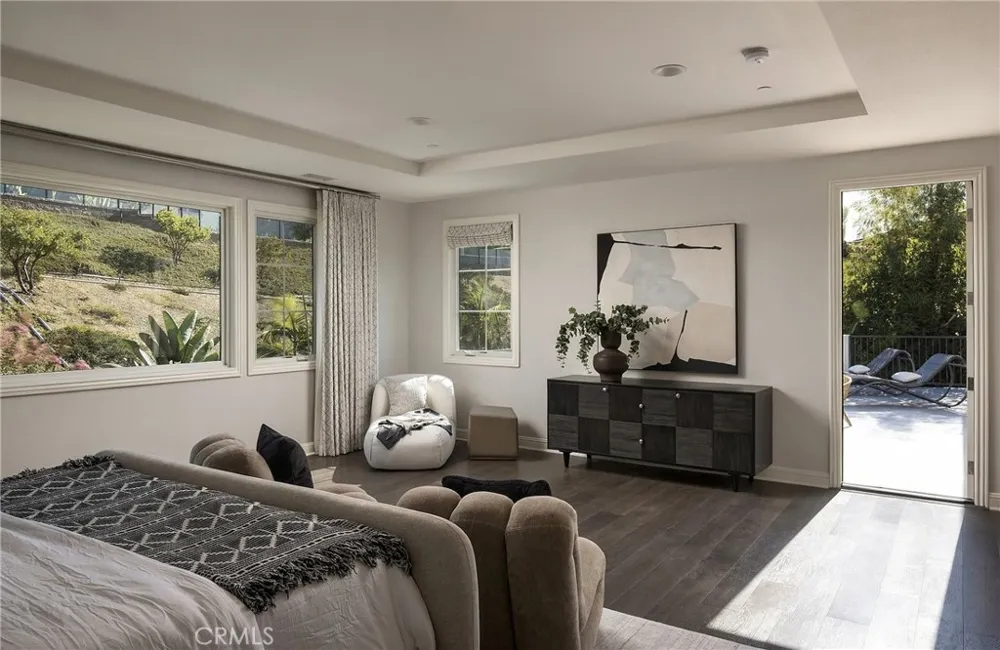 106 Heather Mist Irvine, CA 92618