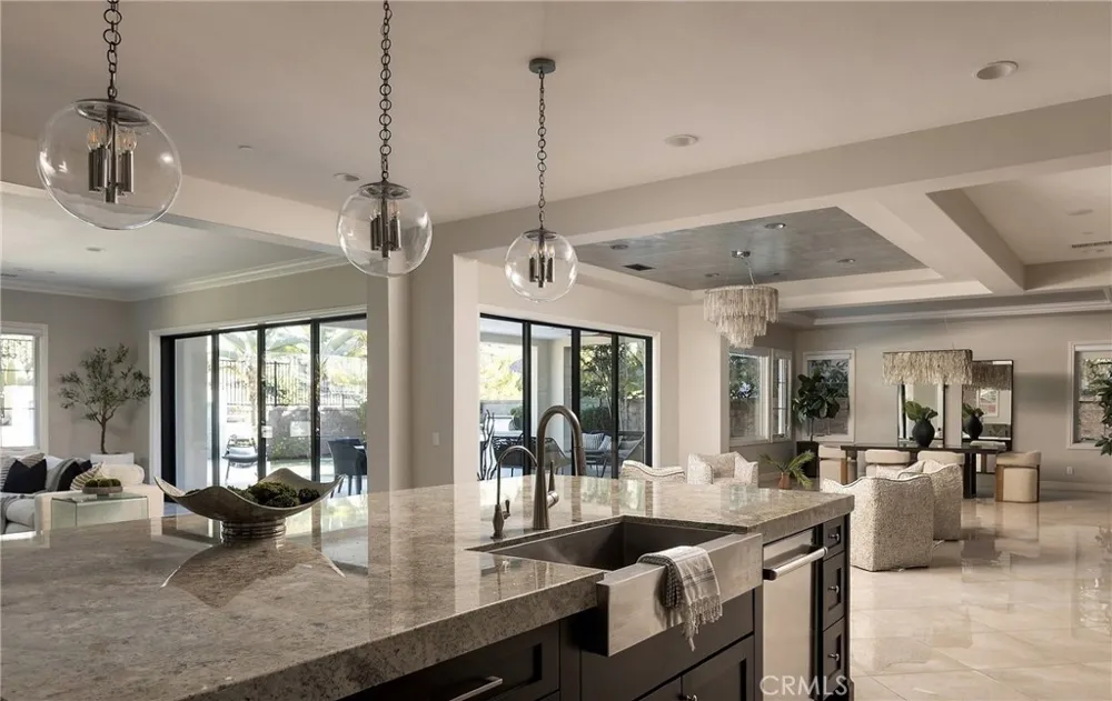 106 Heather Mist Irvine, CA 92618
