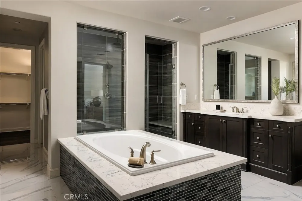 106 Heather Mist Irvine, CA 92618