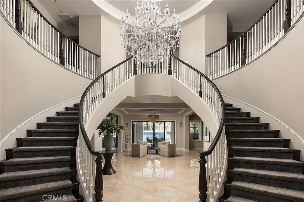 106 Heather Mist Irvine, CA 92618