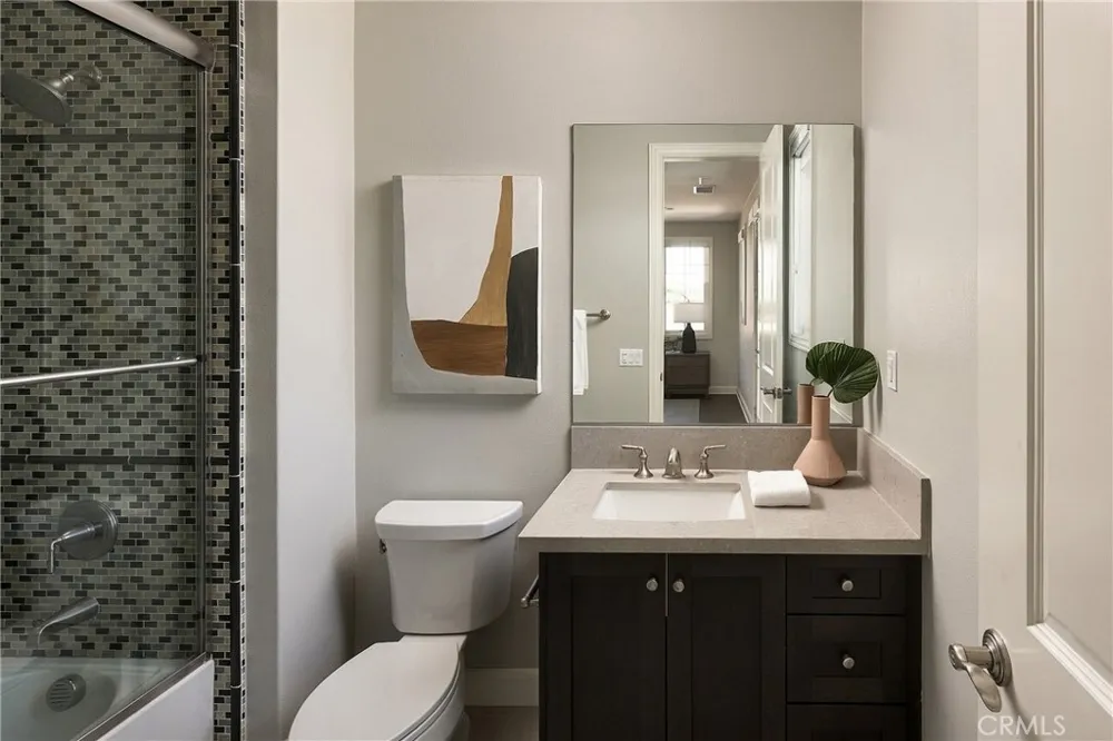 106 Heather Mist Irvine, CA 92618