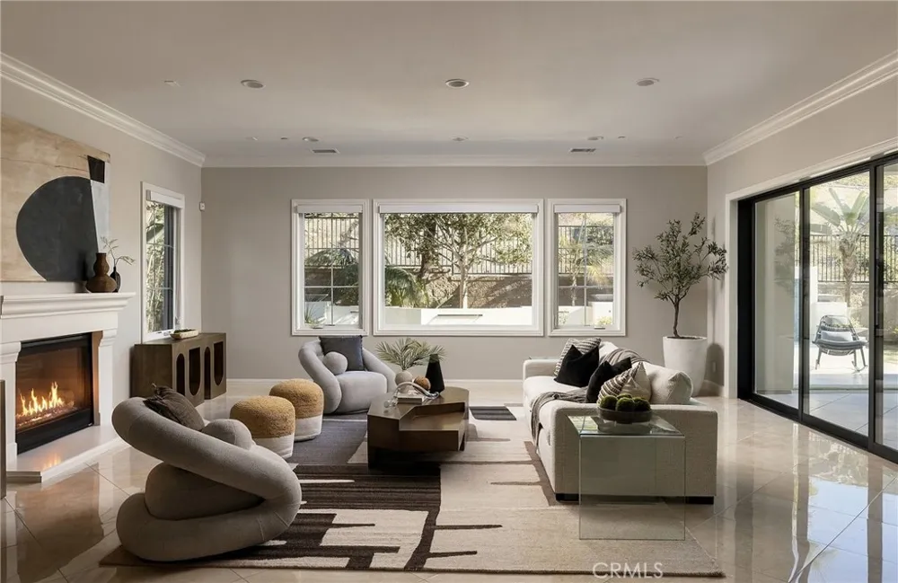 106 Heather Mist Irvine, CA 92618