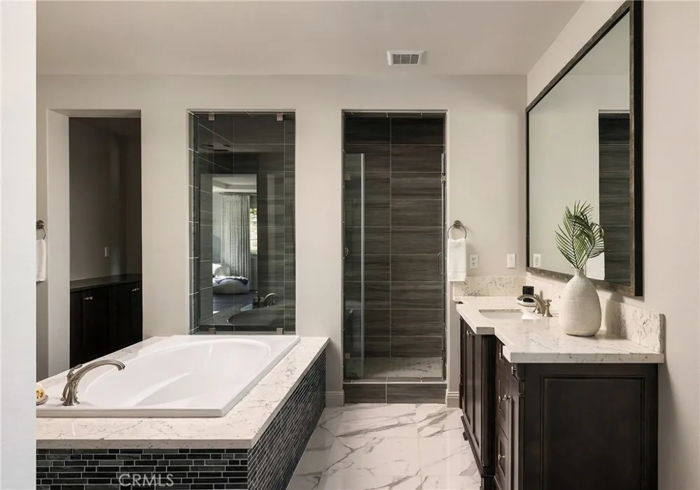106 Heather Mist Irvine, CA 92618