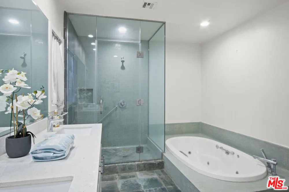 9509 Cresta Drive Los Angeles, CA 90035