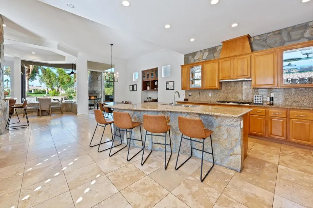 80670 Spanish La Quinta, CA 92253