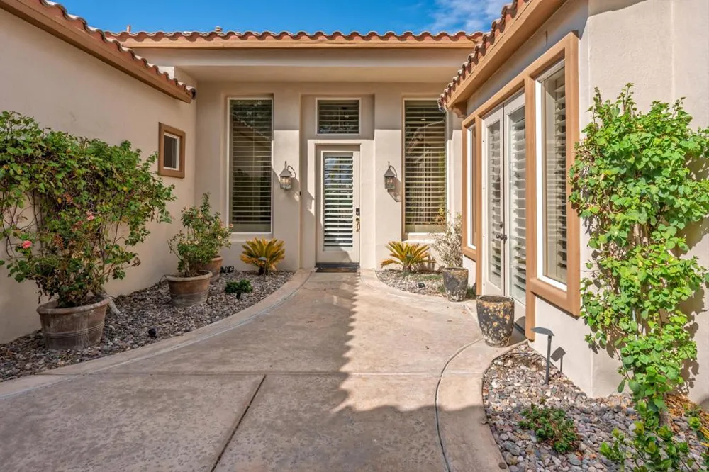 80670 Spanish La Quinta, CA 92253