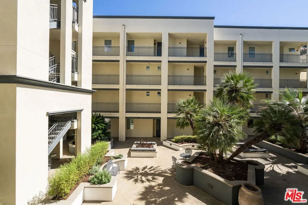 12963 Runway Road #218 Playa Vista, CA 90094