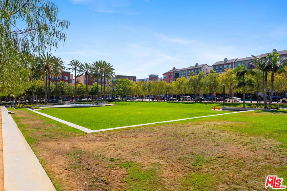 12963 Runway Road #218 Playa Vista, CA 90094