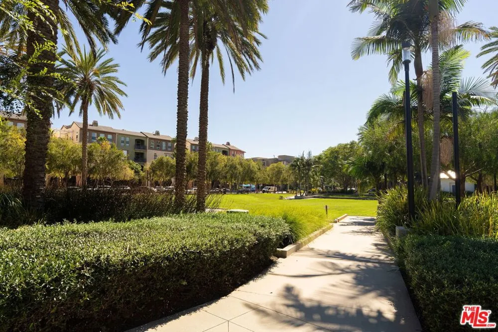 12963 Runway Road #218 Playa Vista, CA 90094
