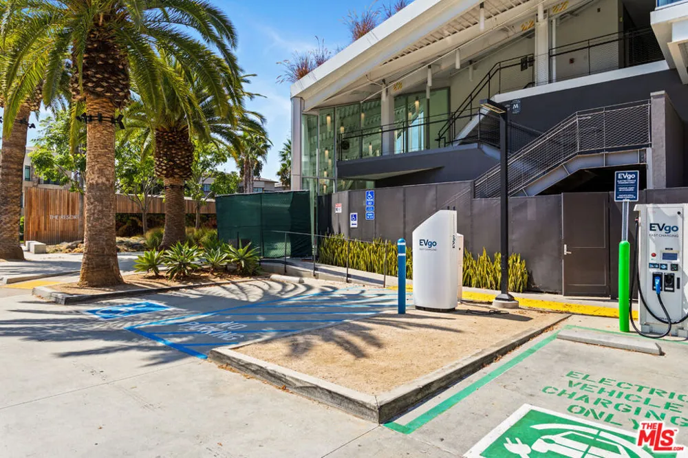 12963 Runway Road #218 Playa Vista, CA 90094