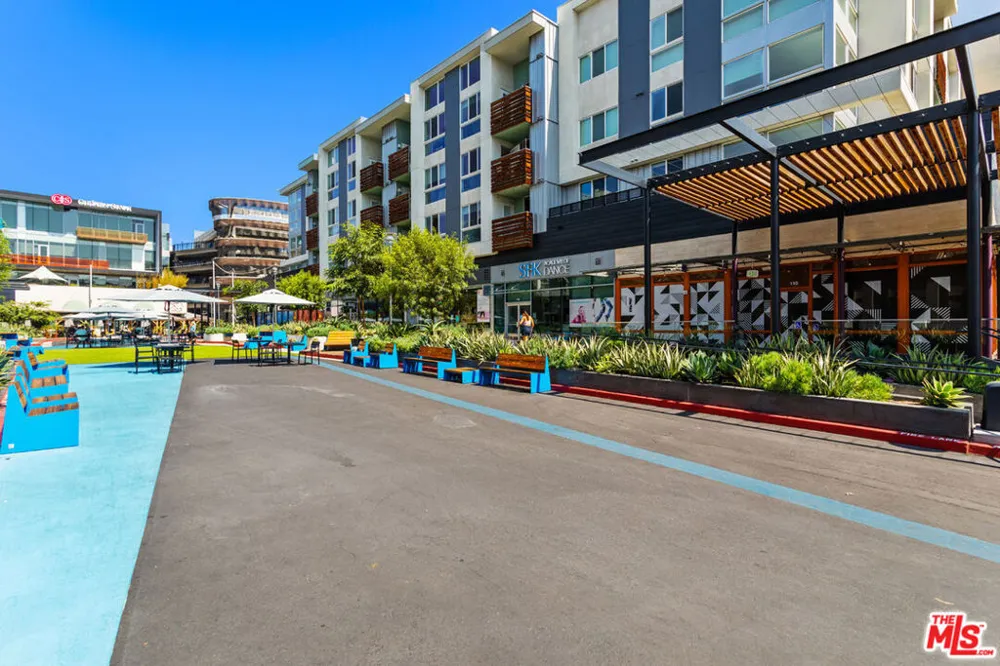 12963 Runway Road #218 Playa Vista, CA 90094