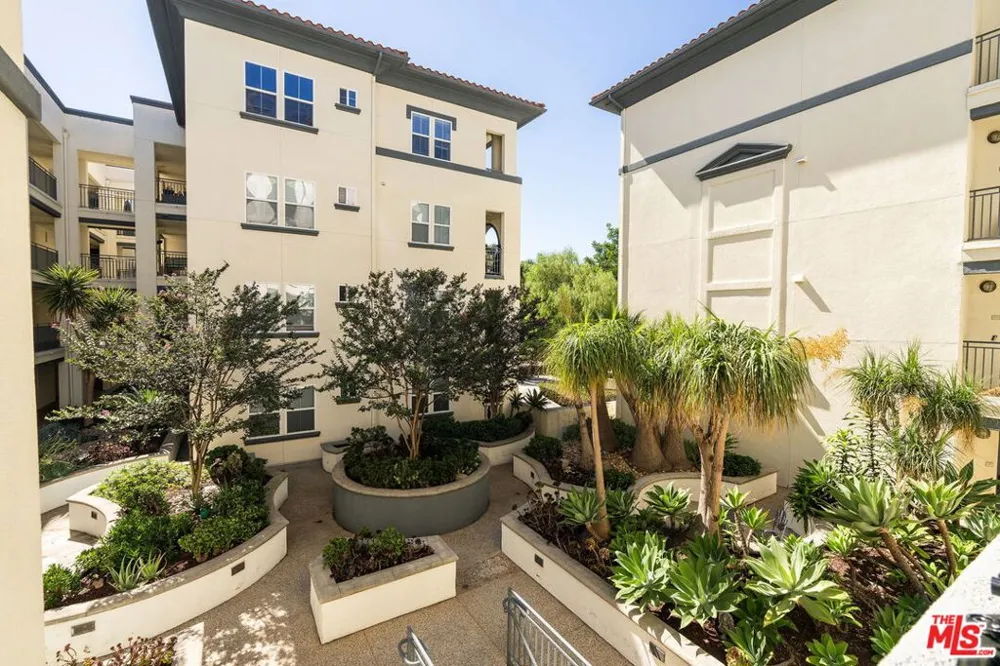 12963 Runway Road #218 Playa Vista, CA 90094