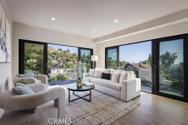 3032 Johnston Street Los Angeles, CA 90031