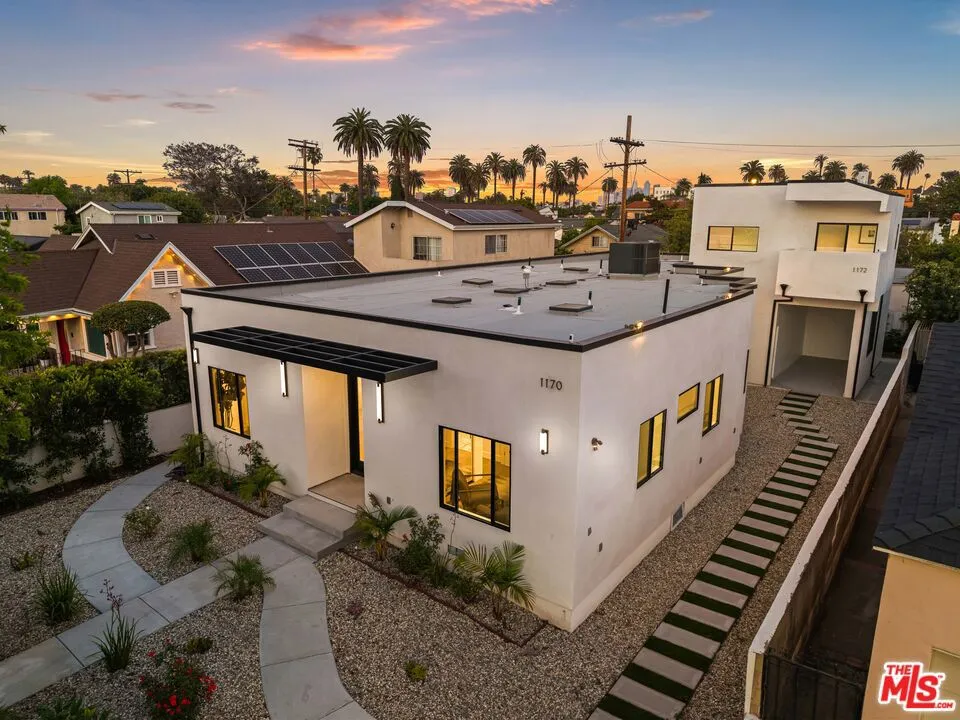 1170 S Lucerne Boulevard Los Angeles, CA 90019