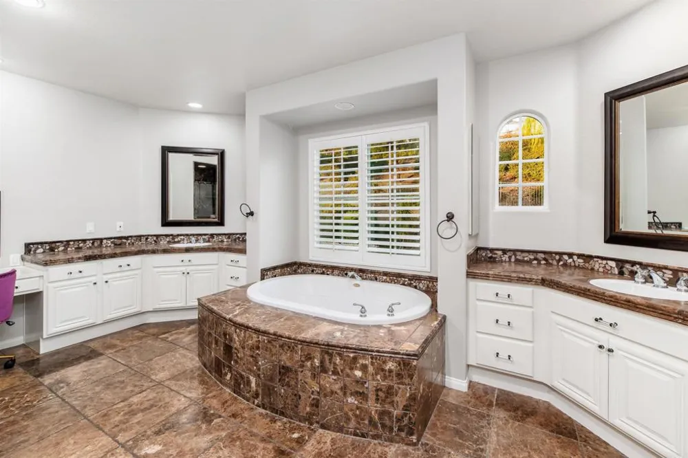 1459 Lighthouse Road San Marcos, CA 92078