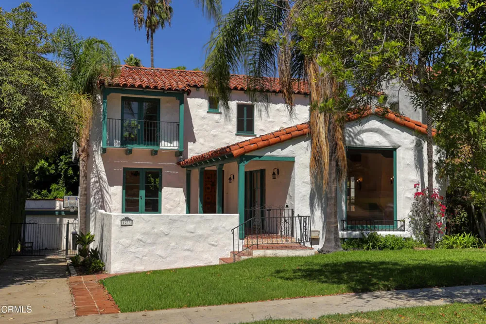 1233 Isabel Street Glendale, CA 91207