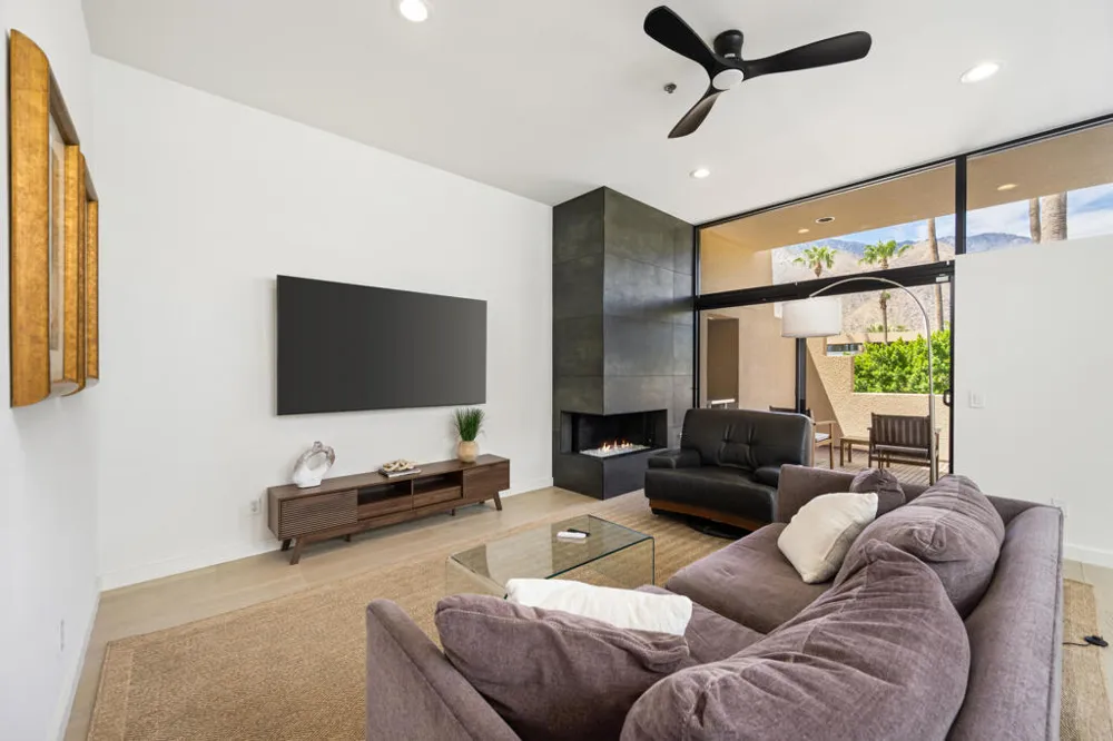 100 E Stevens Road #513 Palm Springs, CA 92262