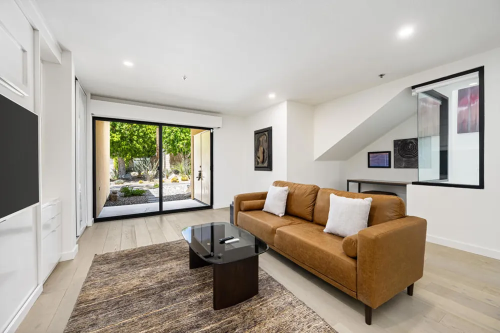 100 E Stevens Road #513 Palm Springs, CA 92262