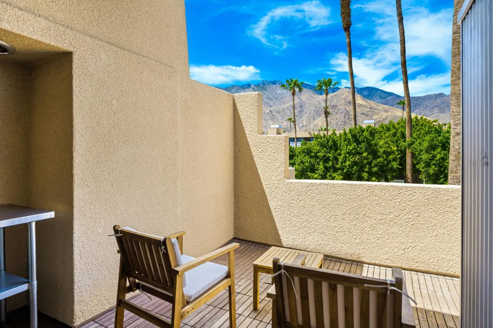 100 E Stevens Road #513 Palm Springs, CA 92262