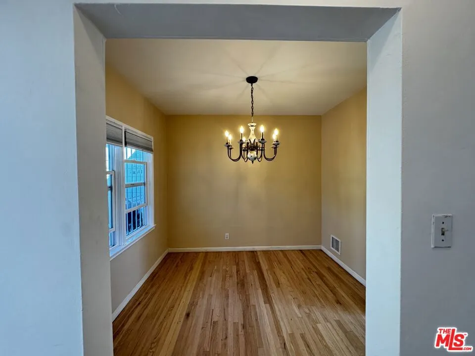 1246 Edris Drive Los Angeles, CA 90035