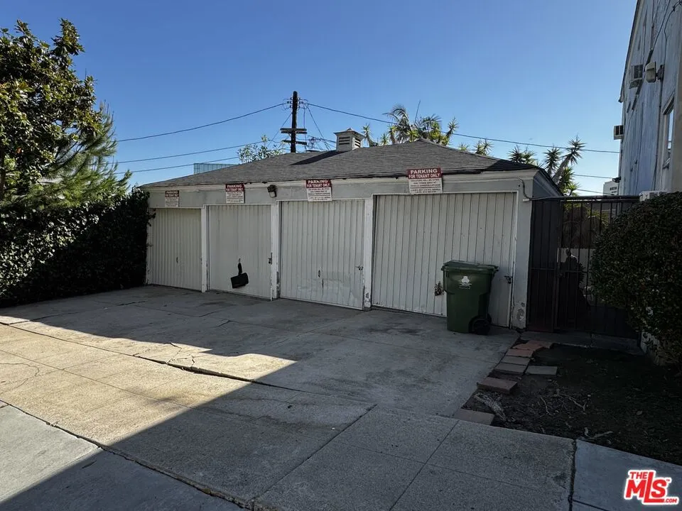 1246 Edris Drive Los Angeles, CA 90035