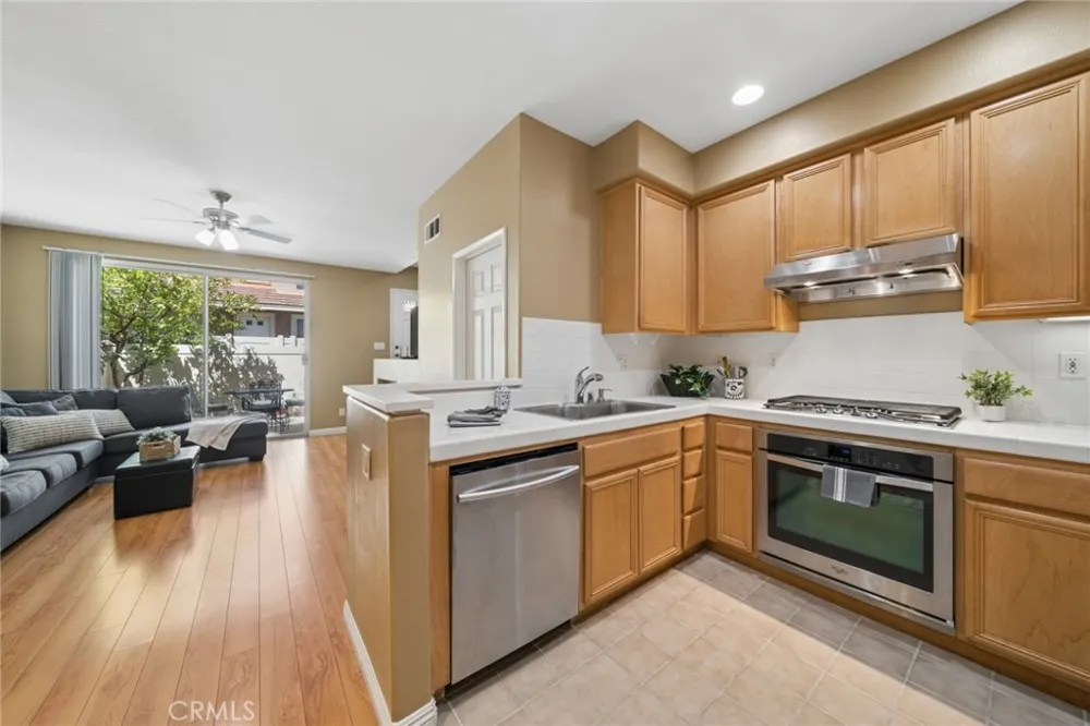 965 S Billings Anaheim Hills, CA 92808