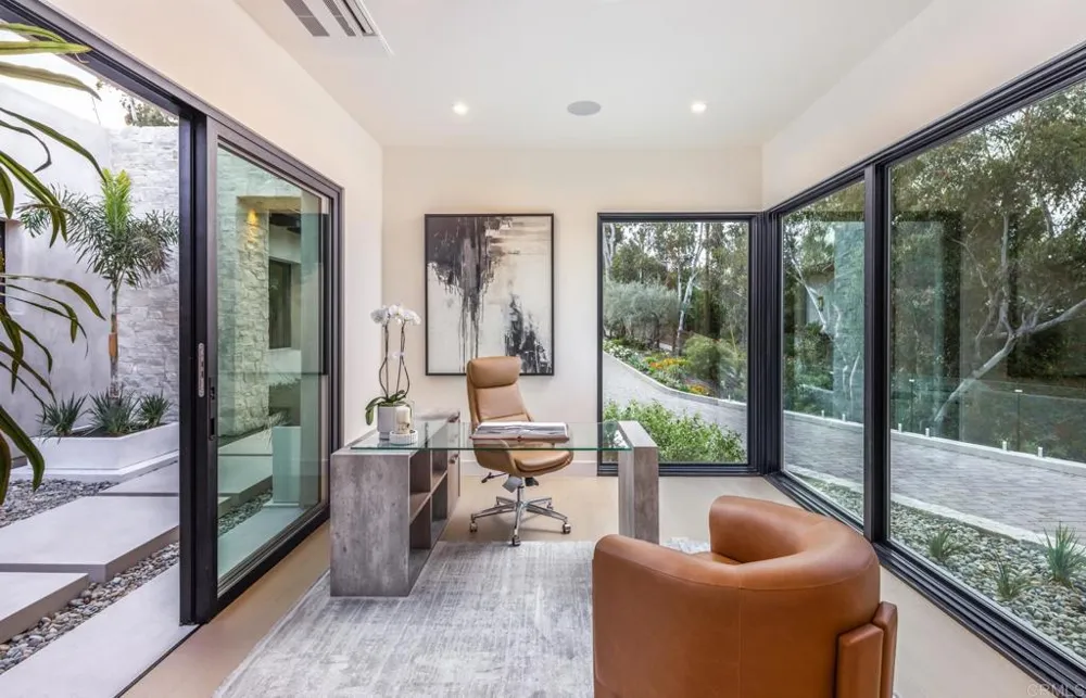 15575 Las Planideras Rancho Santa Fe, CA 92067