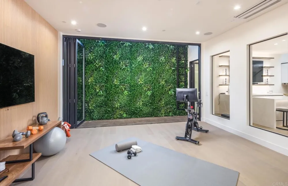 15575 Las Planideras Rancho Santa Fe, CA 92067