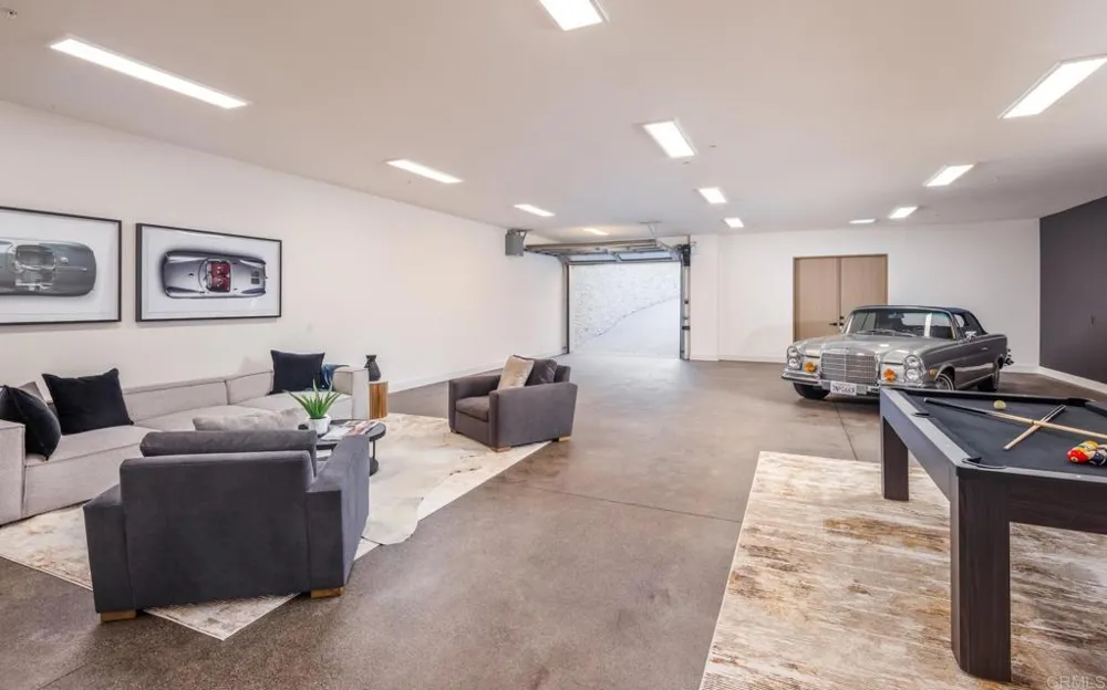 15575 Las Planideras Rancho Santa Fe, CA 92067