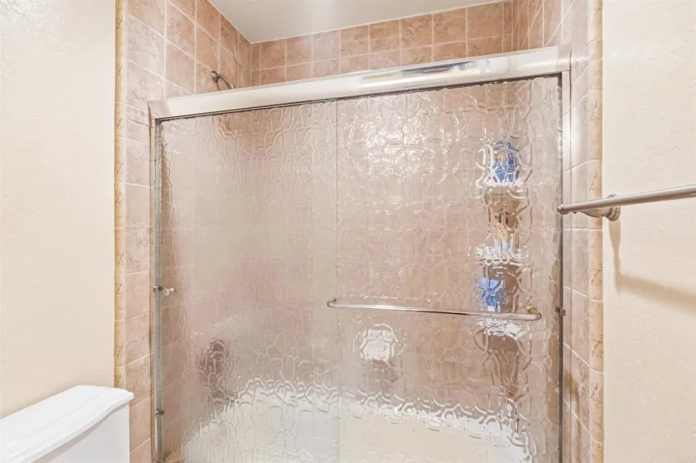 3684 Maria Ln Carlsbad, CA 92008